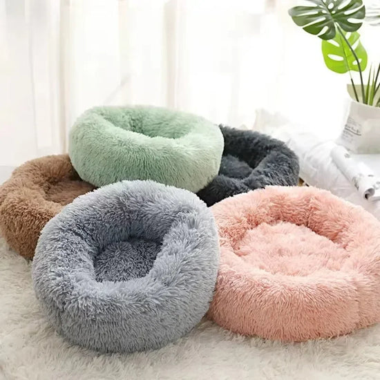 Cozy Plush Pet Bed for Cats & Small Dogs - Soft PU, Contemporary Style, Non-Assemble, Ideal for Kittens & Puppies Up to 3lbs